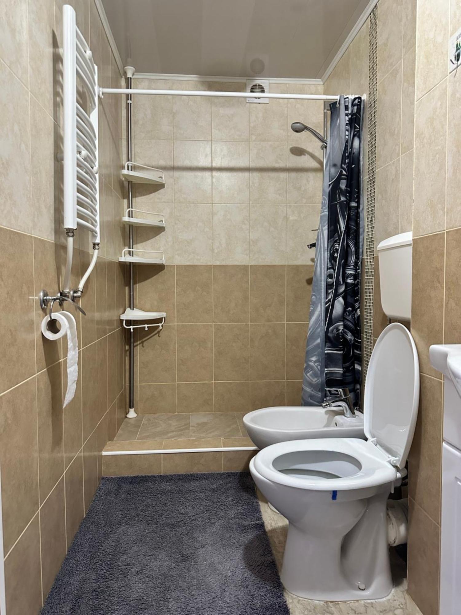 Comfortable Apartment In キシナウ エクステリア 写真